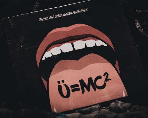 CD "Ü=mc2"
